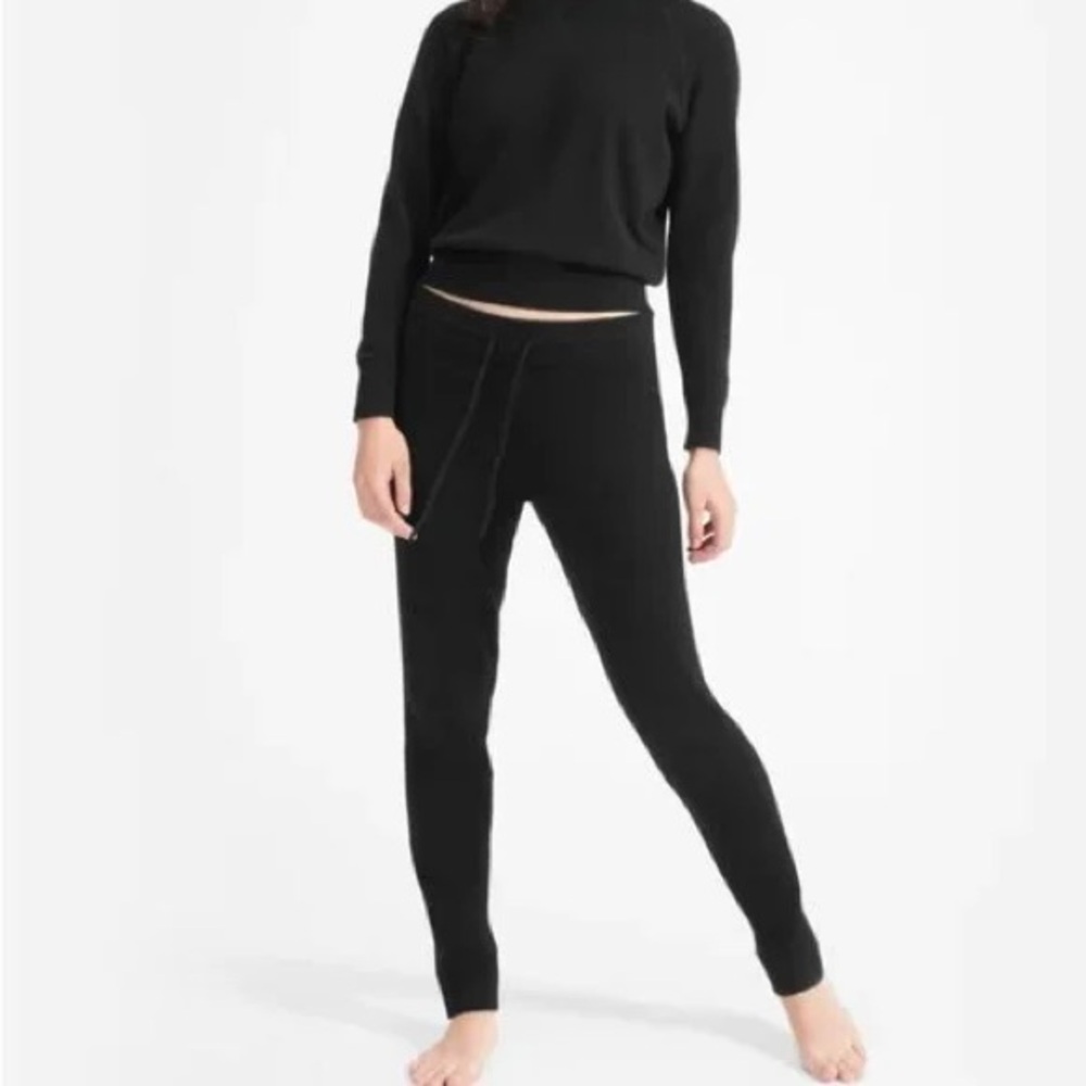 Everlane cashmere sweatpants